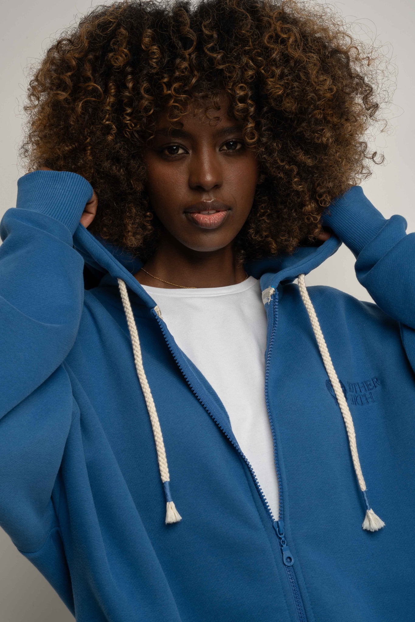 CORNFLOWER BLUE HOODIE - NIKO