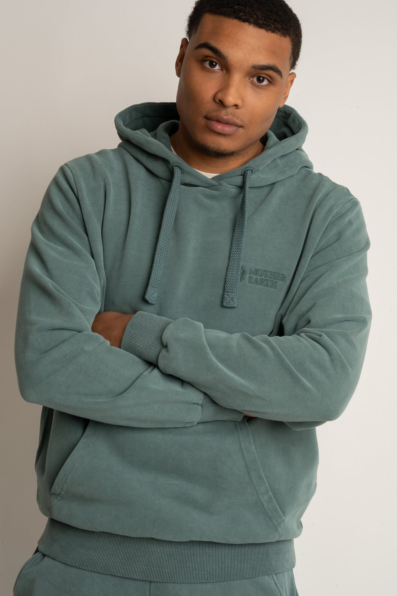 MEN'S WASHED HOODIE GREEN – AARHUS