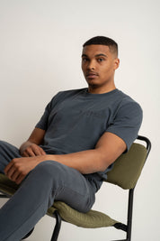 MEN'S GRAPHITE T-SHIRT - EVEREST