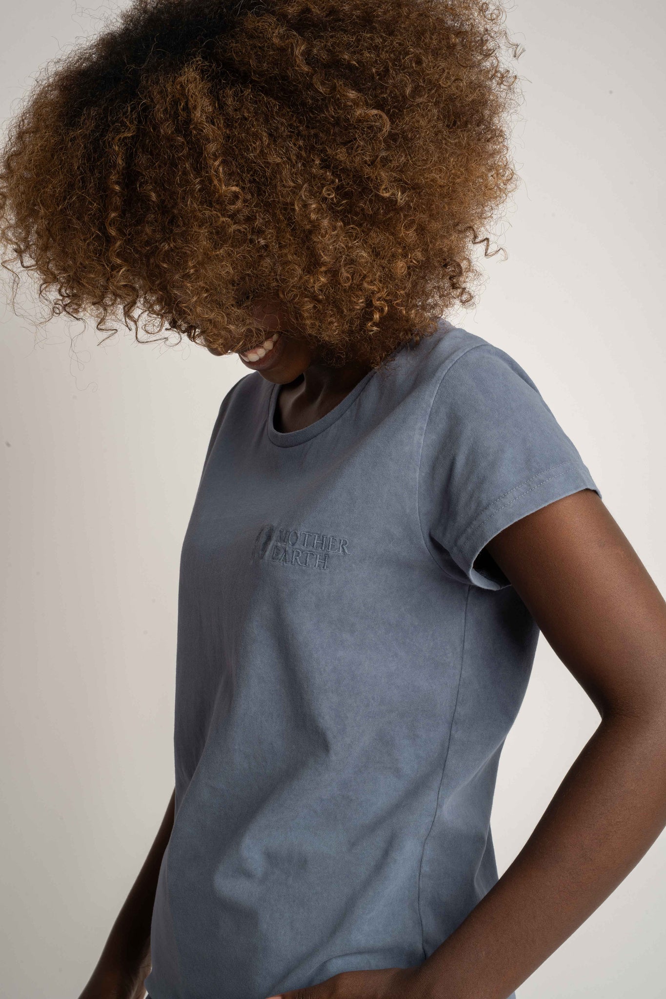 T-SHIRT Z EFEKTEM WASHED GRANATOWY - YUKON