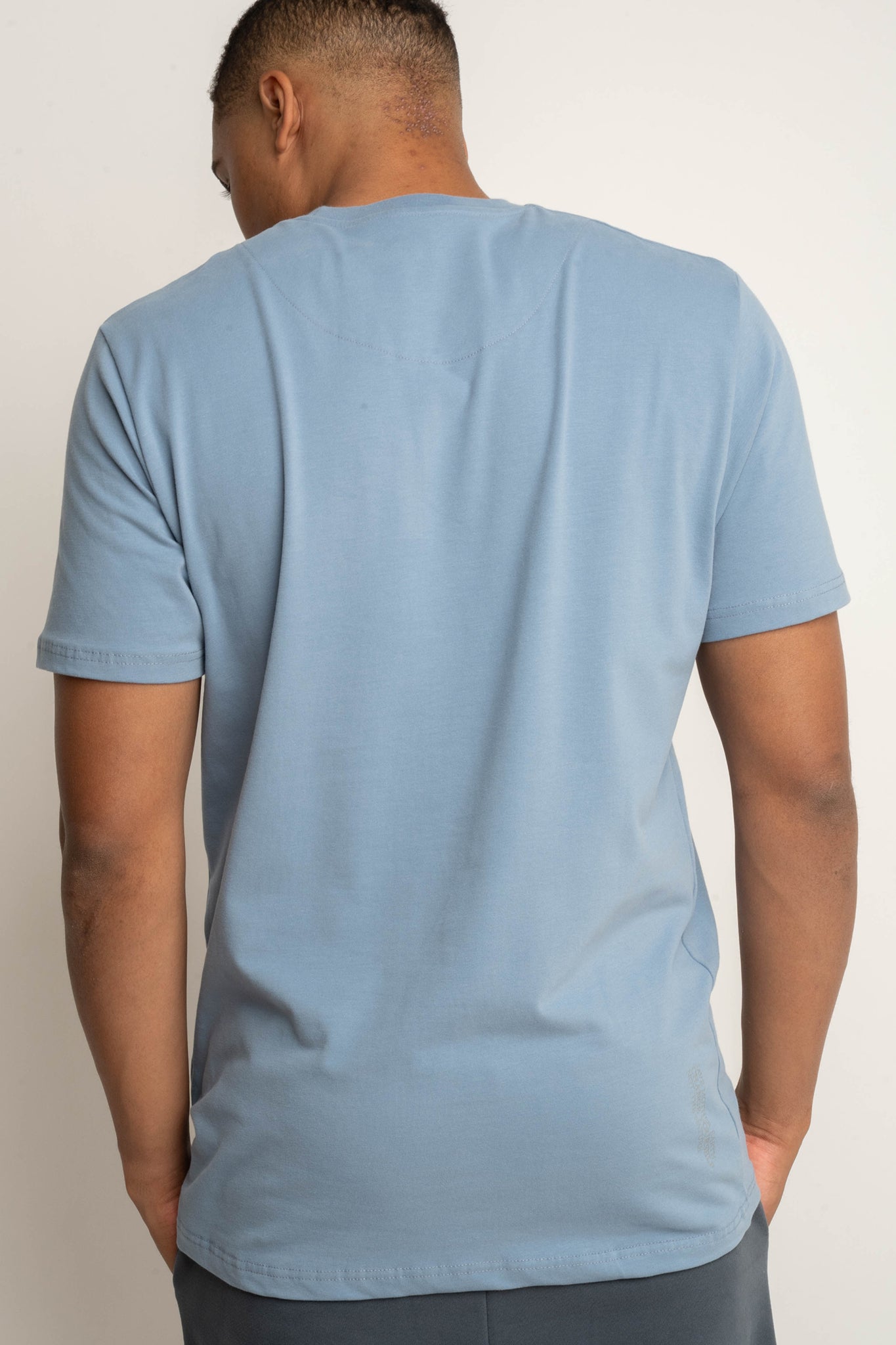 Men's Dark Blue T-Shirt - EVEREST