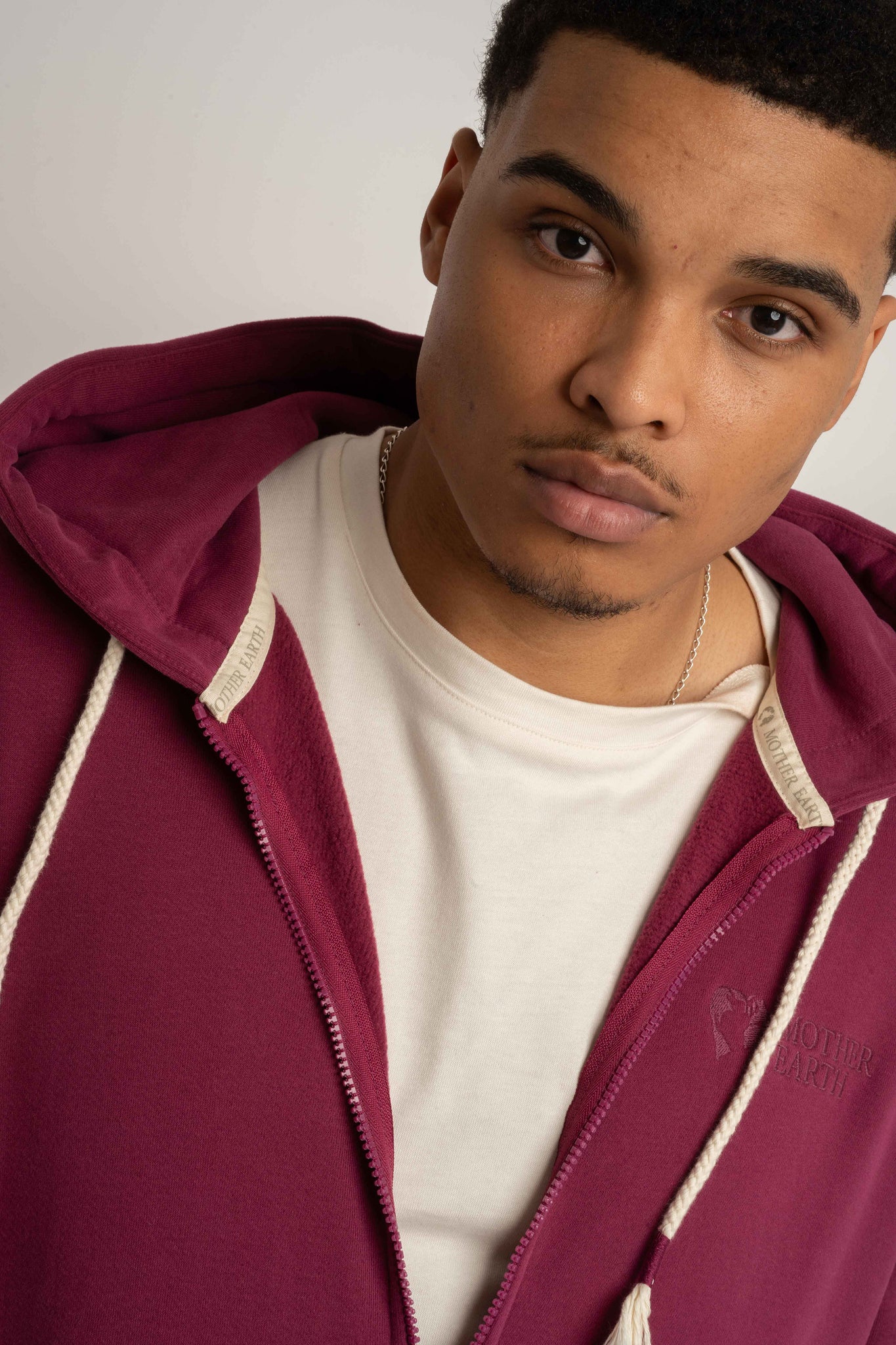 MEN'S BURGUNDY HOODIE - NASSAU
