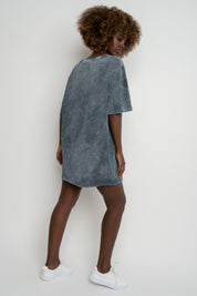 T-SHIRT DAMSKI Z EFEKTEM WASHED GRAFITOWY - ARETE
