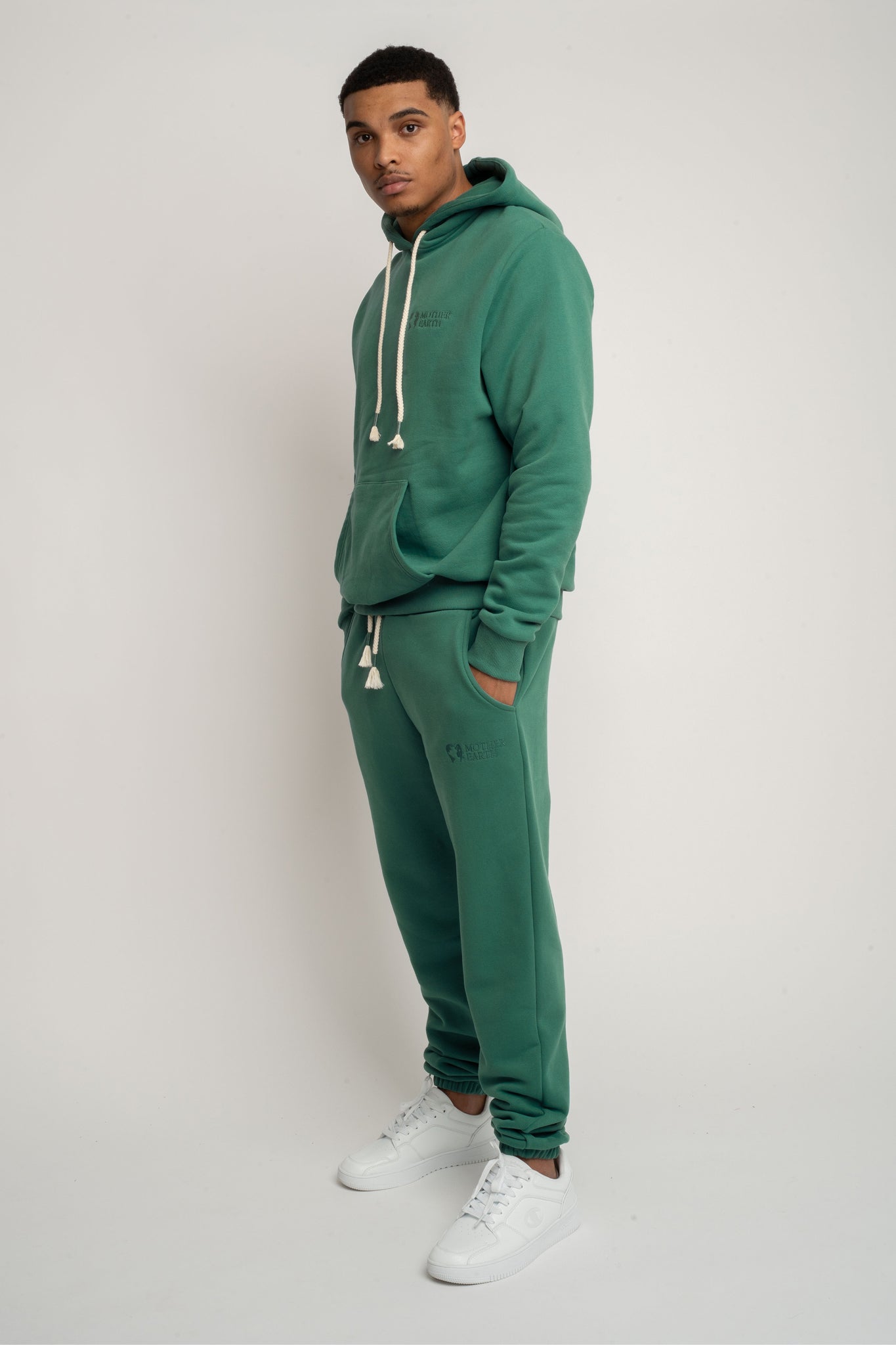 MEN'S GREEN SWEATPANTS - CORADO