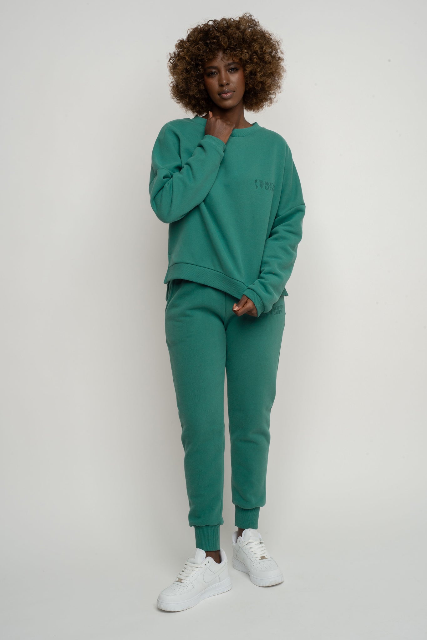 BLUZA O KROJU REGULAR FIT Z DŁUŻSZYM TYŁEM ZIELONA - COOK