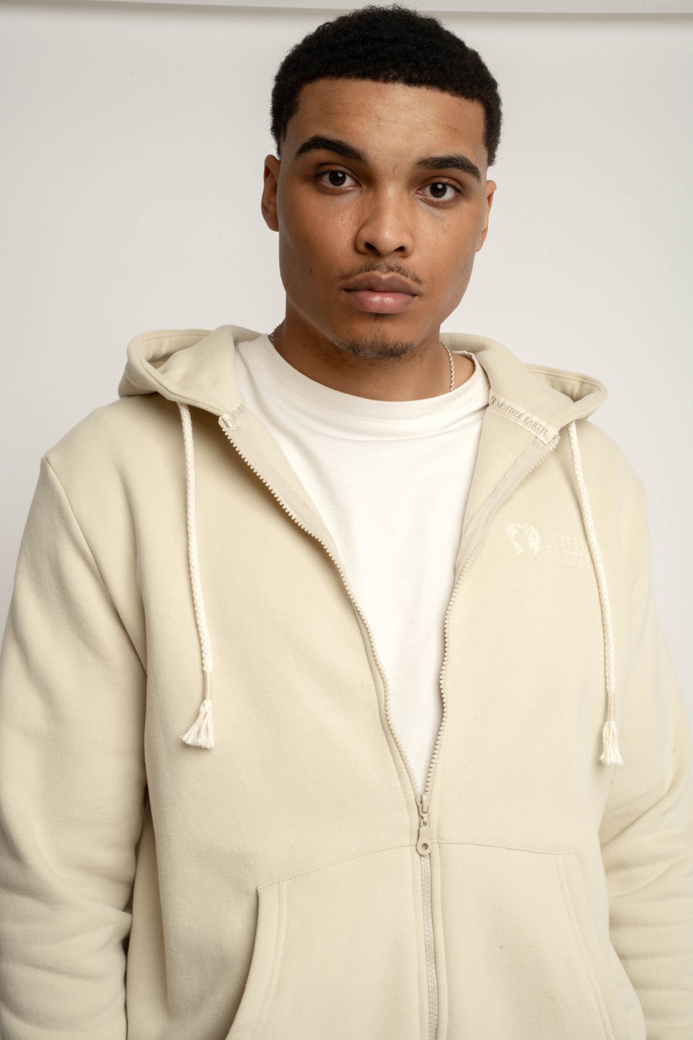 MEN'S HOODED SWEATSHIRT LIGHT BEIGE - NASSAU