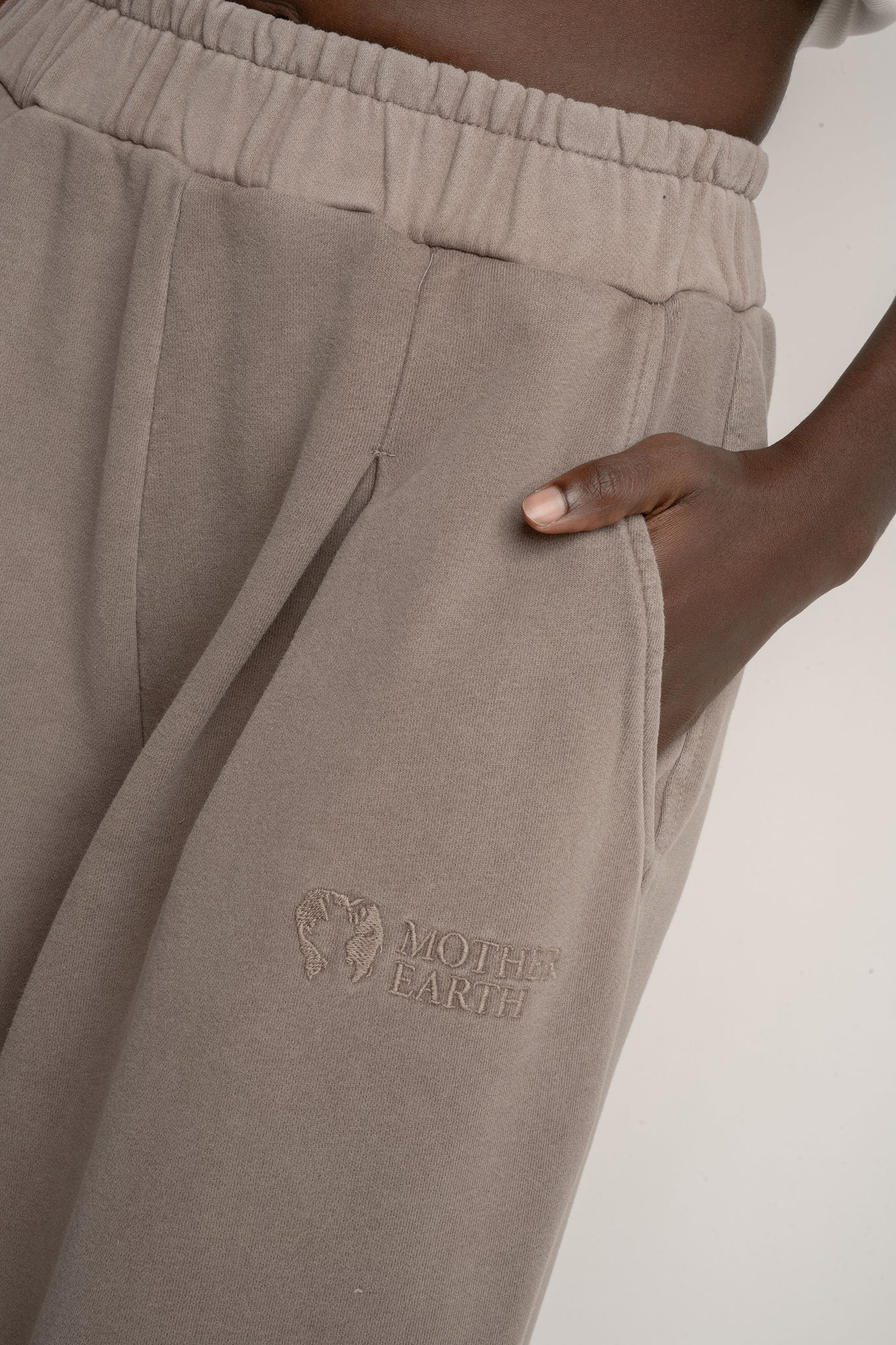 SPODNIE DRESOWE Z EFEKTEM WASHED MOCCA - RIBE PETIT