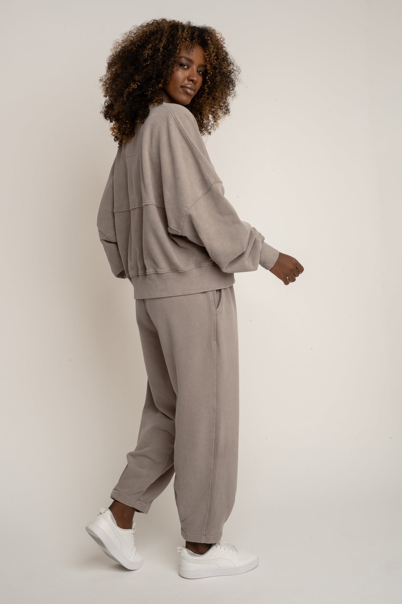 SPODNIE DRESOWE Z EFEKTEM WASHED MOCCA - RIBE PETIT