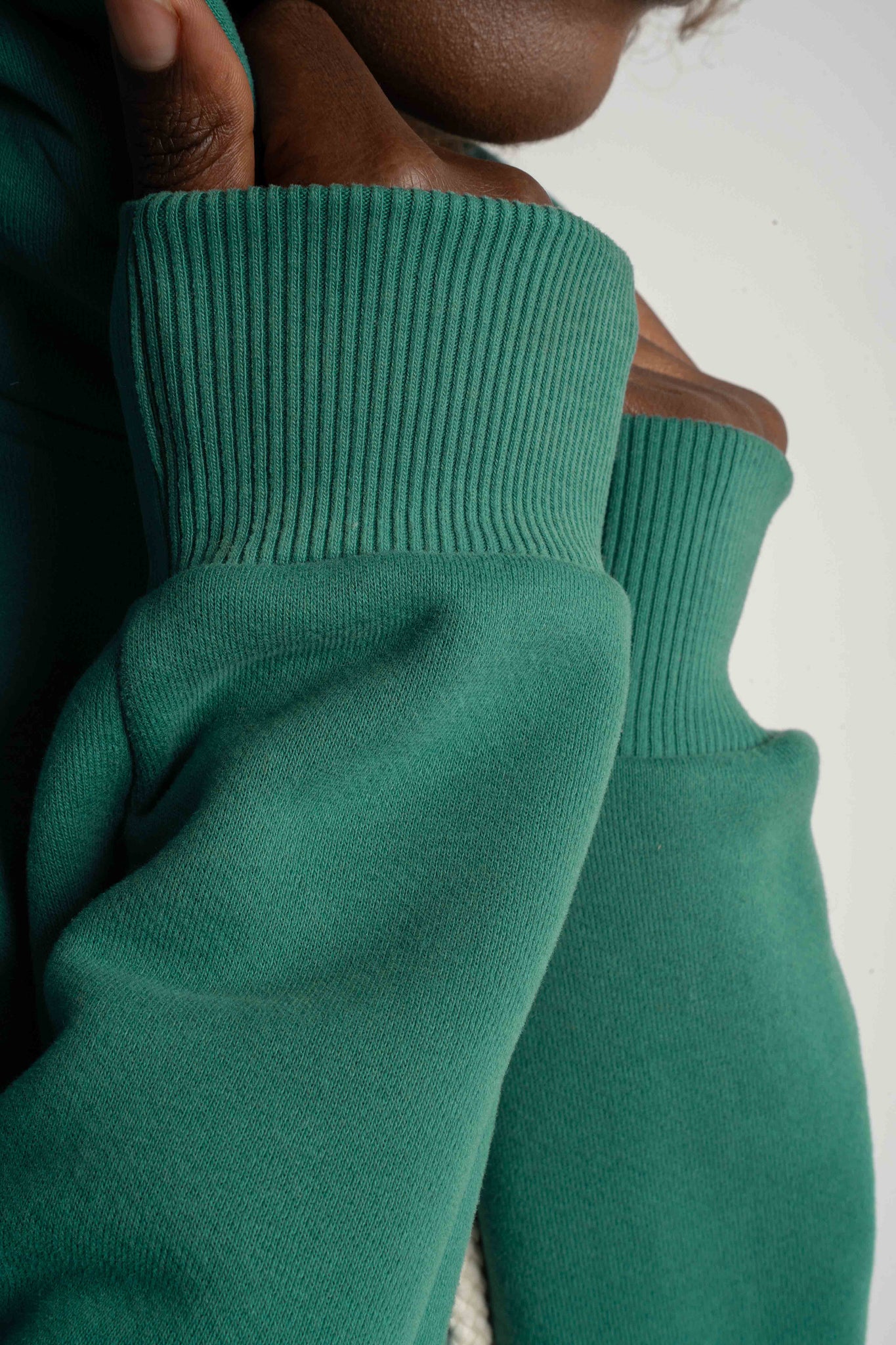 FOREST GREEN HOODIE - MOHELI