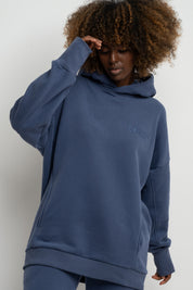 BLUZA OVERSIZE Z KAPTUREM GRANATOWA - EGERIA