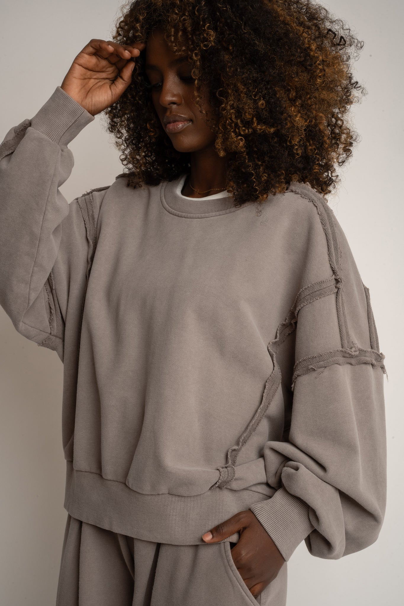 BLUZA Z EFEKTEM WASHED MOCCA - DALARNA