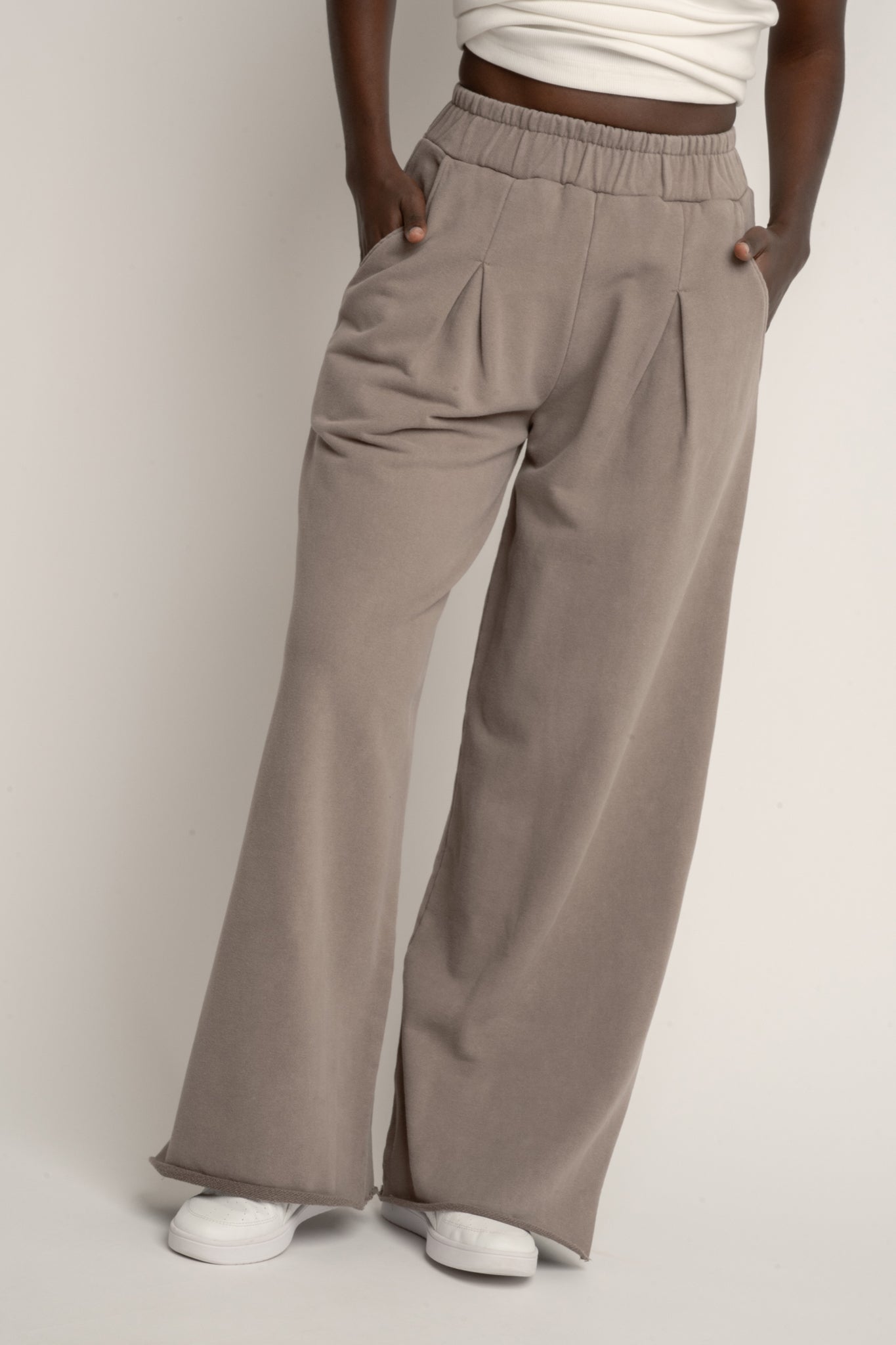 SPODNIE DRESOWE Z EFEKTEM WASHED MOCCA - ESBJERG
