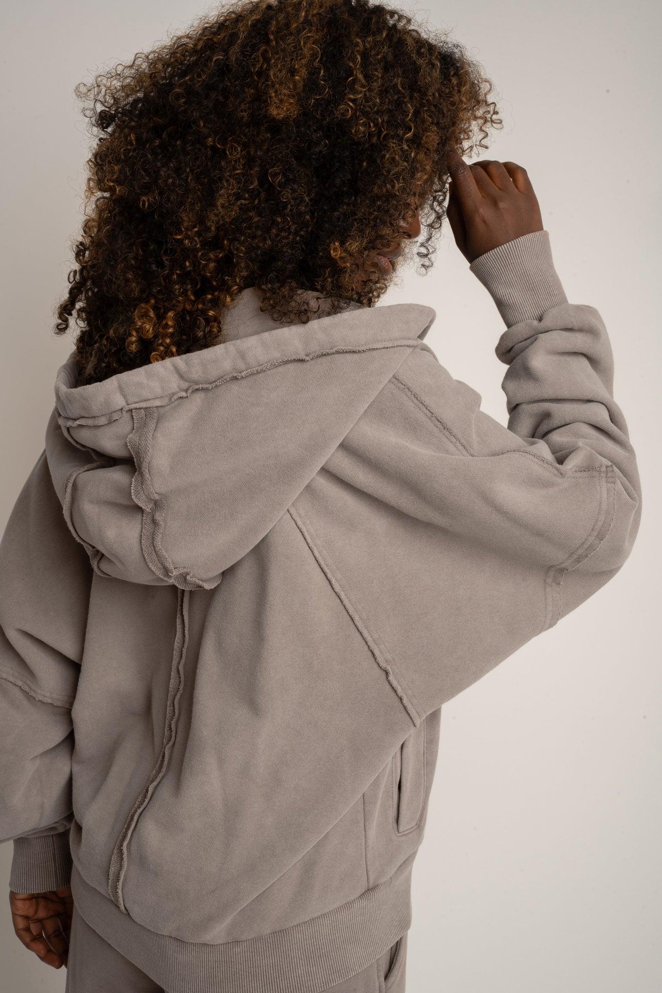 BLUZA Z EFEKTEM WASHED MOCCA - NARVIK