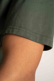 T-SHIRT OVERSIZE Z DELIKATNYM EFEKTEM SPRANIA ZIELONY - MOROTAI