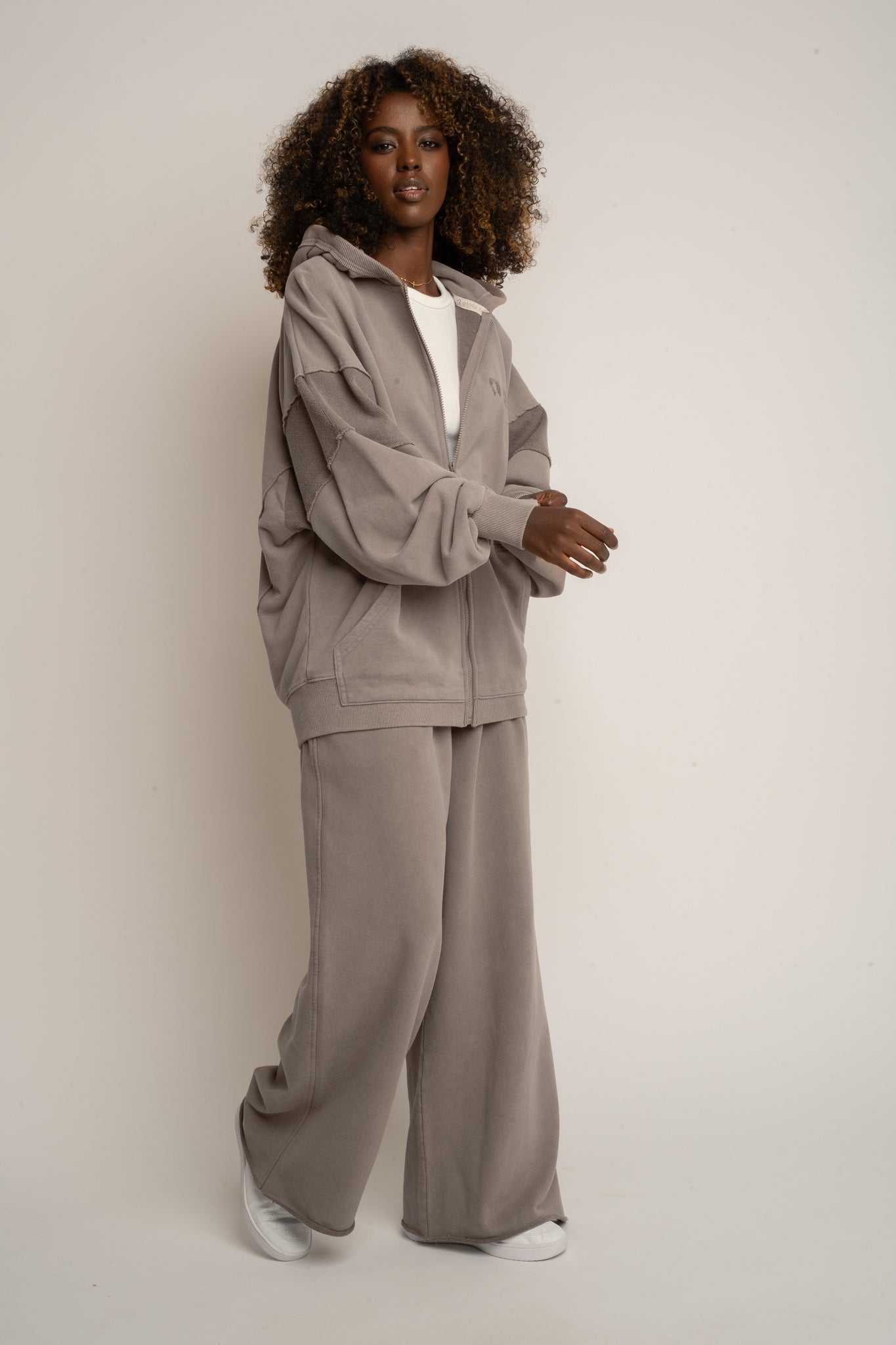 BLUZA Z EFEKTEM WASHED MOCCA - TRONDHEIM