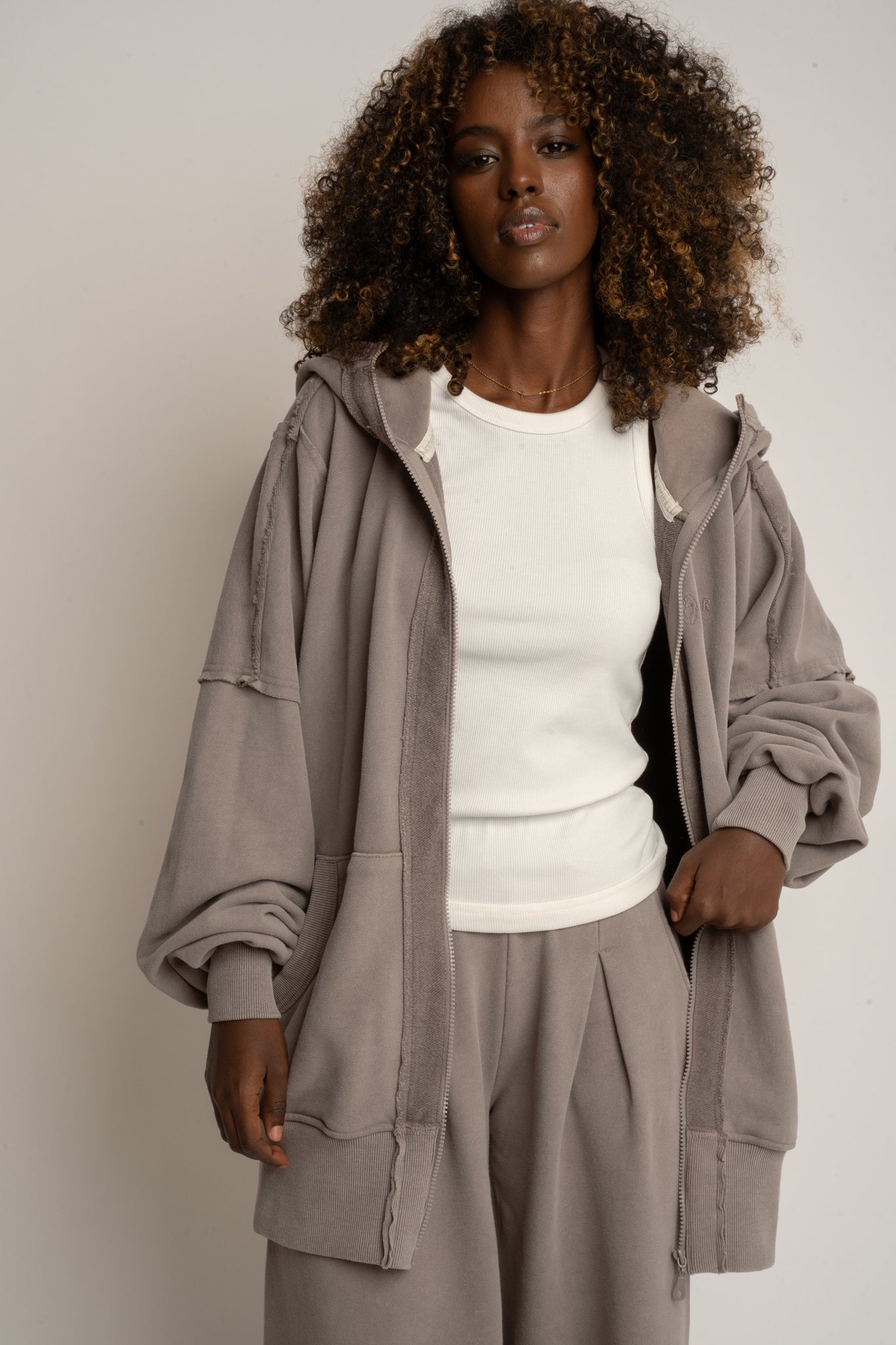 BLUZA Z EFEKTEM WASHED MOCCA - SENJA