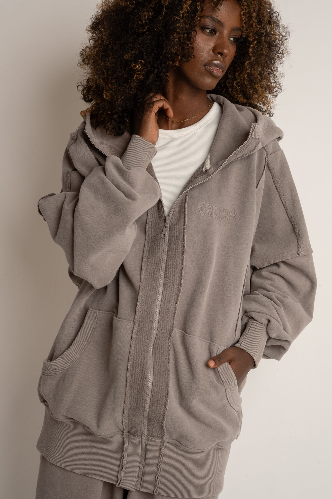 BLUZA Z EFEKTEM WASHED MOCCA - SENJA