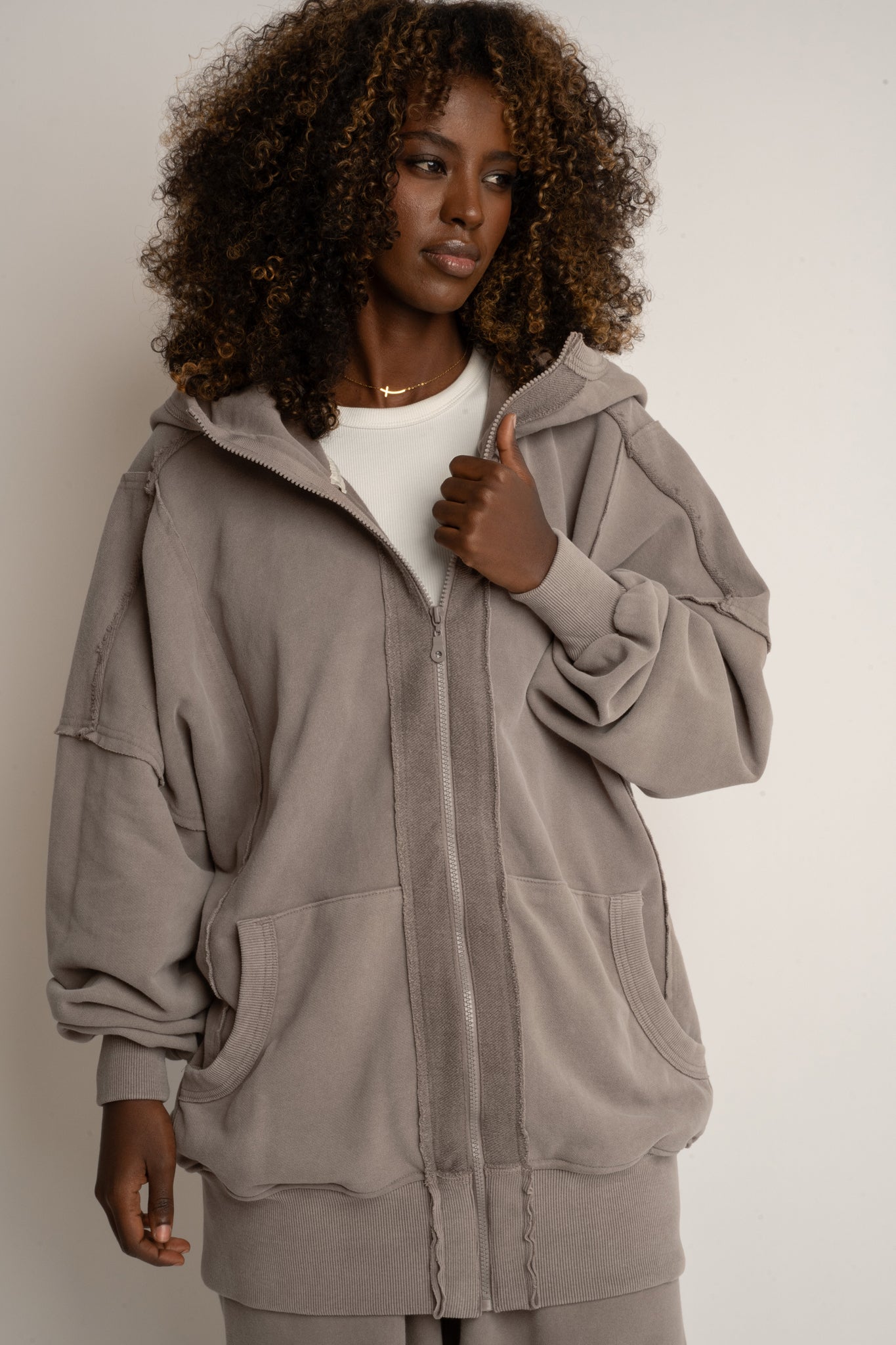 BLUZA Z EFEKTEM WASHED MOCCA - SENJA