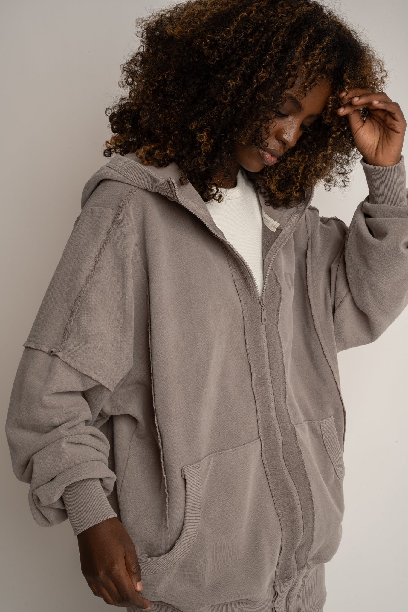 BLUZA Z EFEKTEM WASHED MOCCA - SENJA