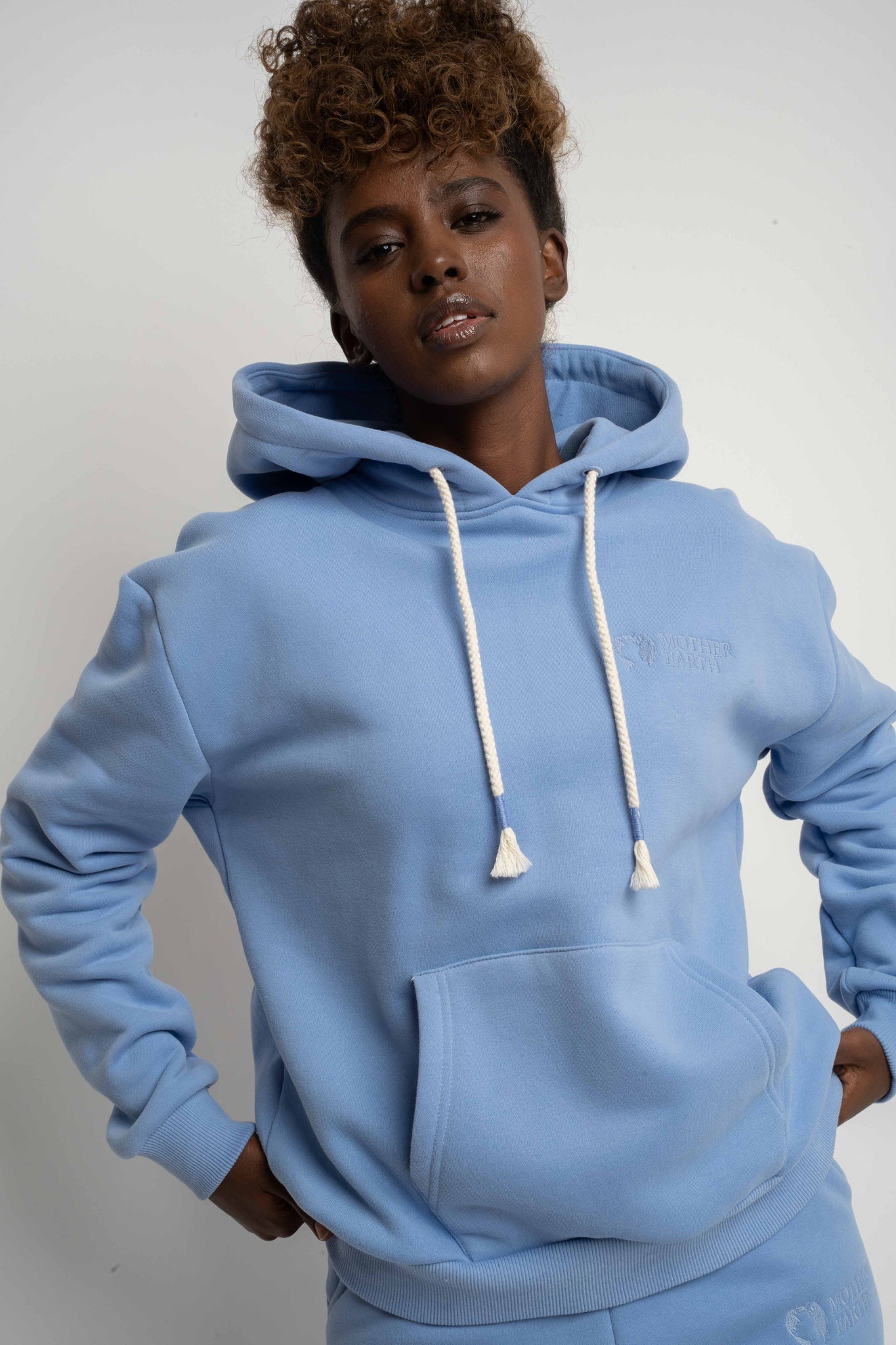 FLAX BLUE HOODIE - MOHELI