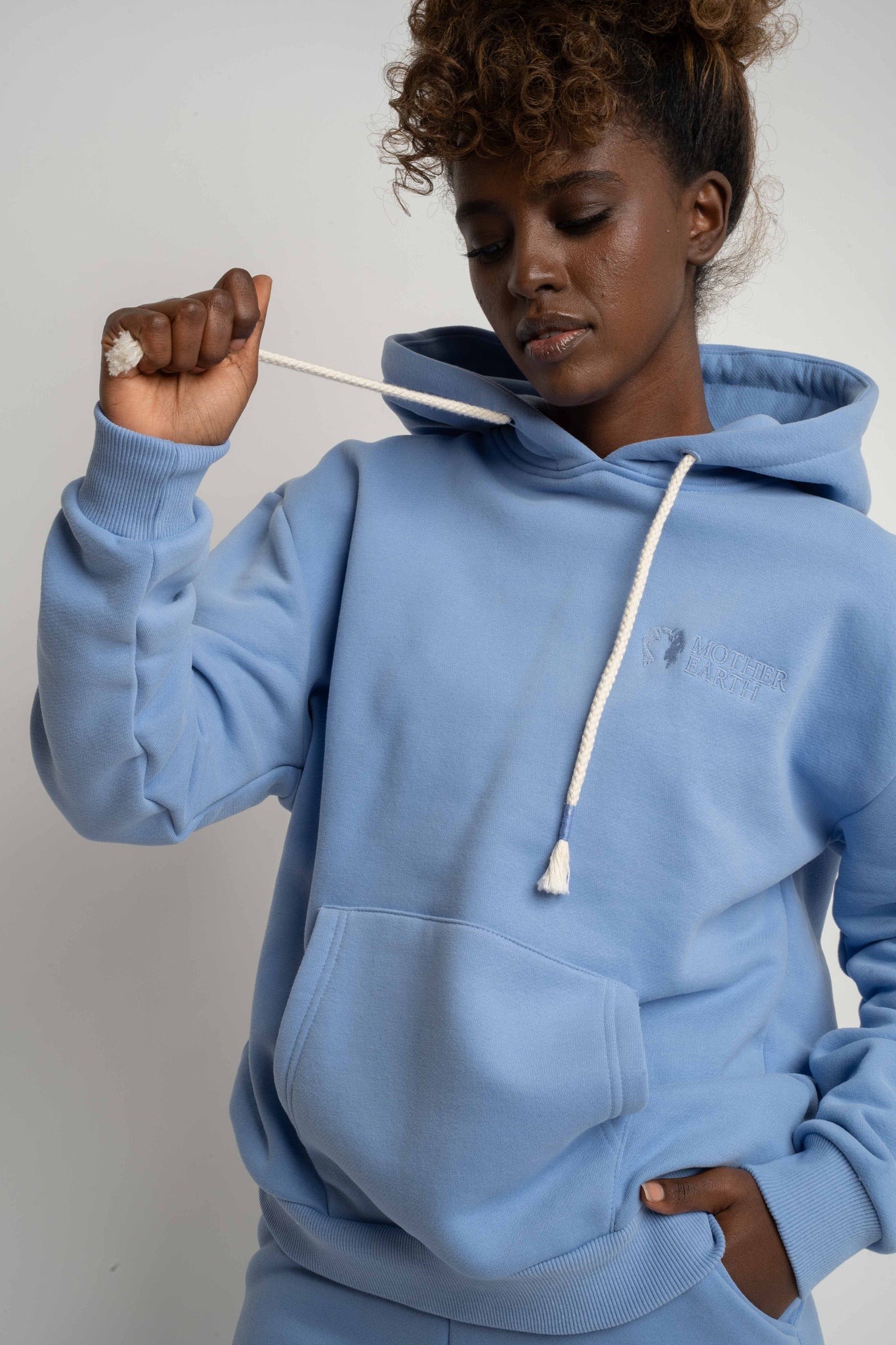 FLAX BLUE HOODIE - MOHELI