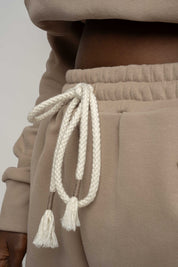 SPODNIE DRESOWE TYPU JOGGER JASNOBRĄZOWE - BEGERA