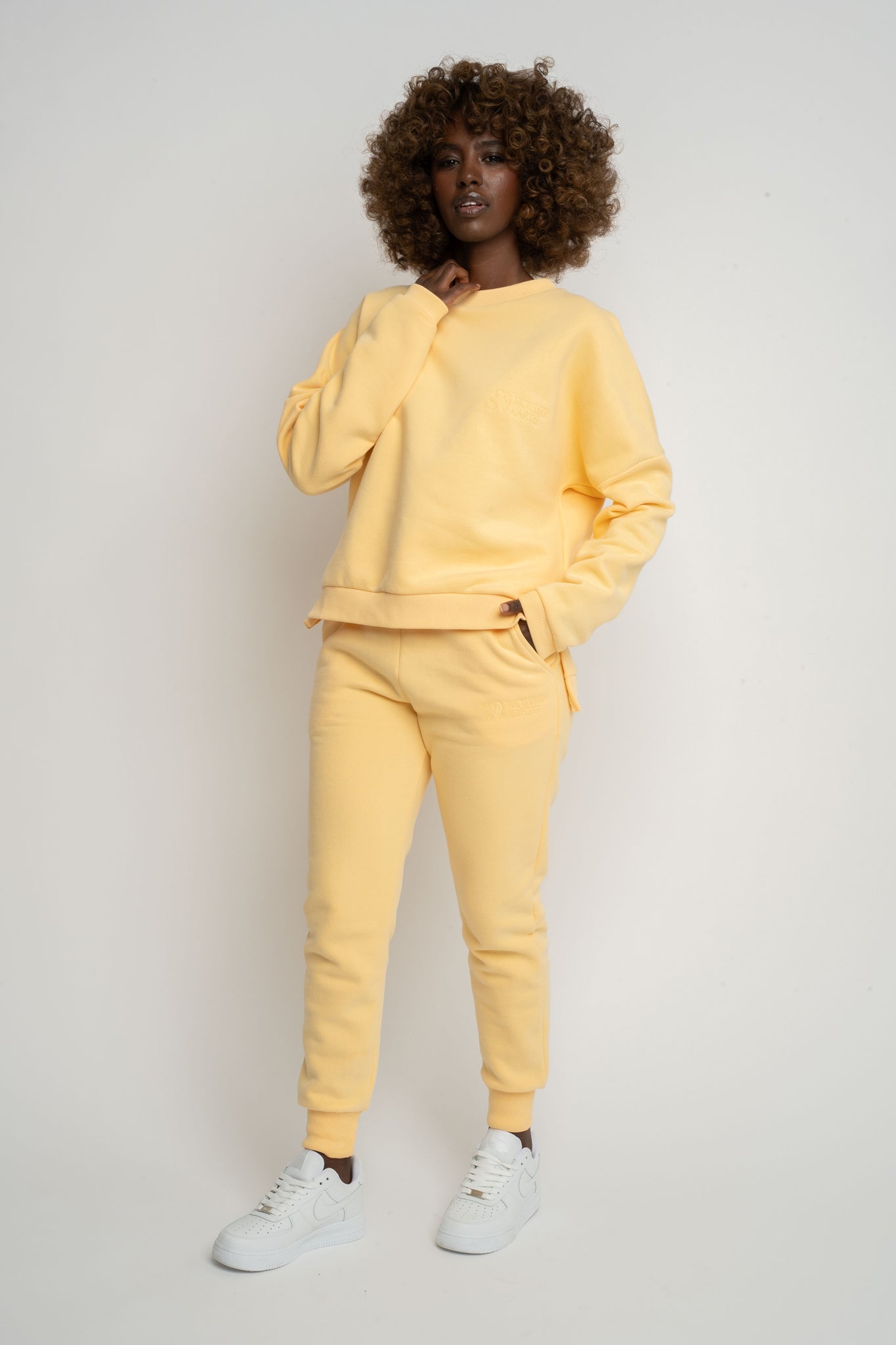 BLUZA O KROJU REGULAR FIT Z DŁUŻSZYM ŻÓŁTA - COOK