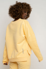 BLUZA O KROJU REGULAR FIT Z DŁUŻSZYM ŻÓŁTA - COOK