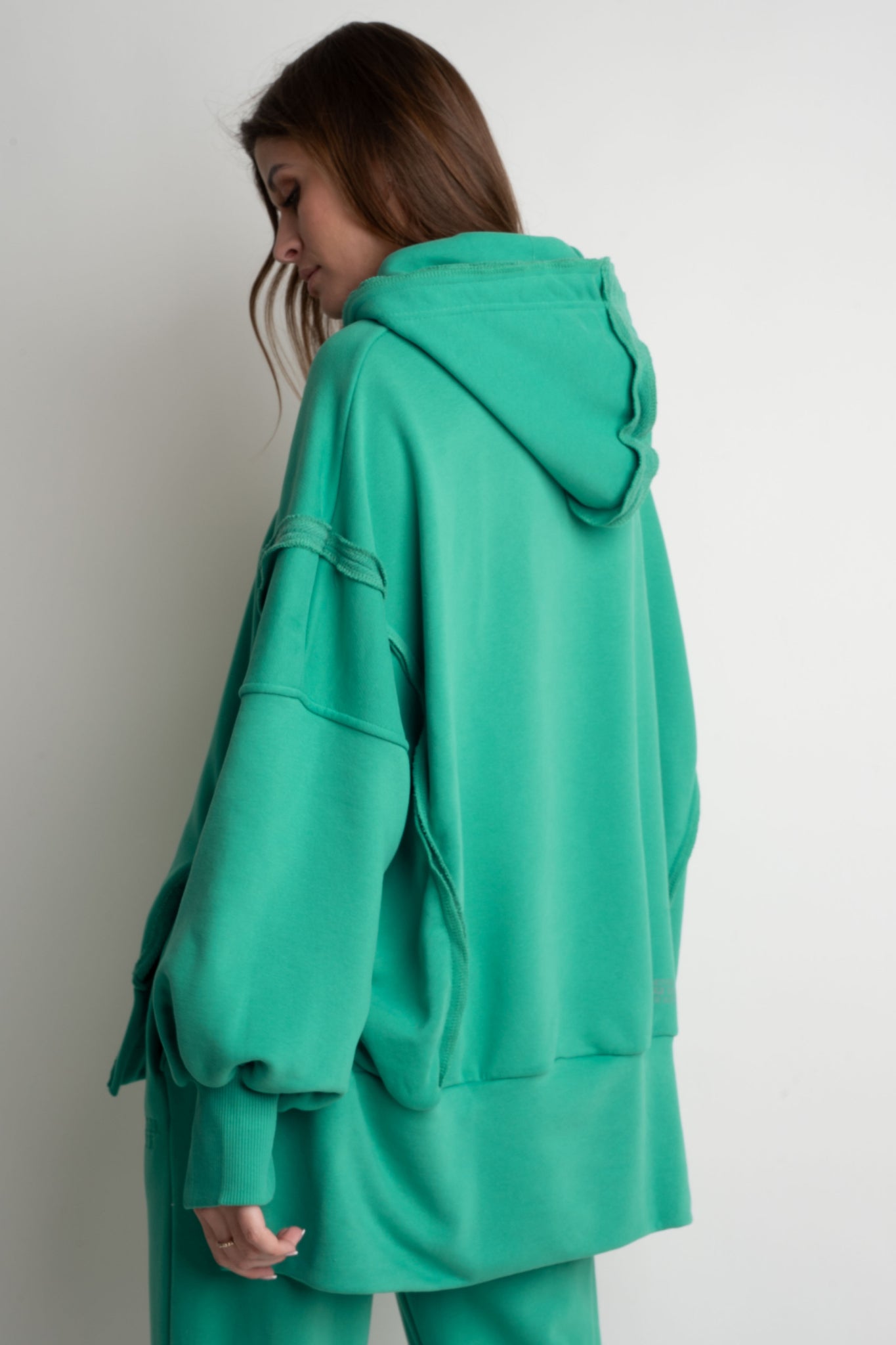 OVERSIZE HOODED SWEATSHIRT WITH SIDE SLOTS, GREEN - HOLA