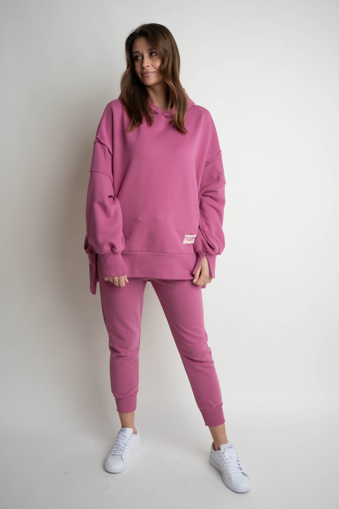 OVERSIZE HOODED SWEATSHIRT WITH SIDE SLOTS FUCHSIA - HOLA