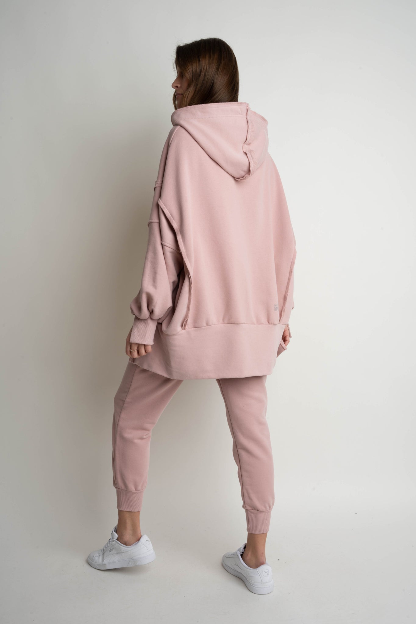 OVERSIZE HOODED SWEATSHIRT WITH SIDE SLOTS LIGHT PINK - HOLA