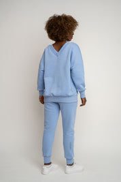 BLUZA Z DEKOLTEM OVERSIZE BŁĘKITNA - BISCOE