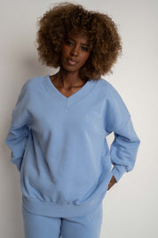 BLUZA Z DEKOLTEM OVERSIZE BŁĘKITNA - BISCOE