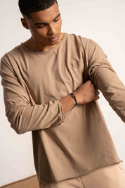 T-SHIRT OVERSIZE Z DELIKATNYM EFEKTEM SPRANIA BEŻOWY - TOBALAI