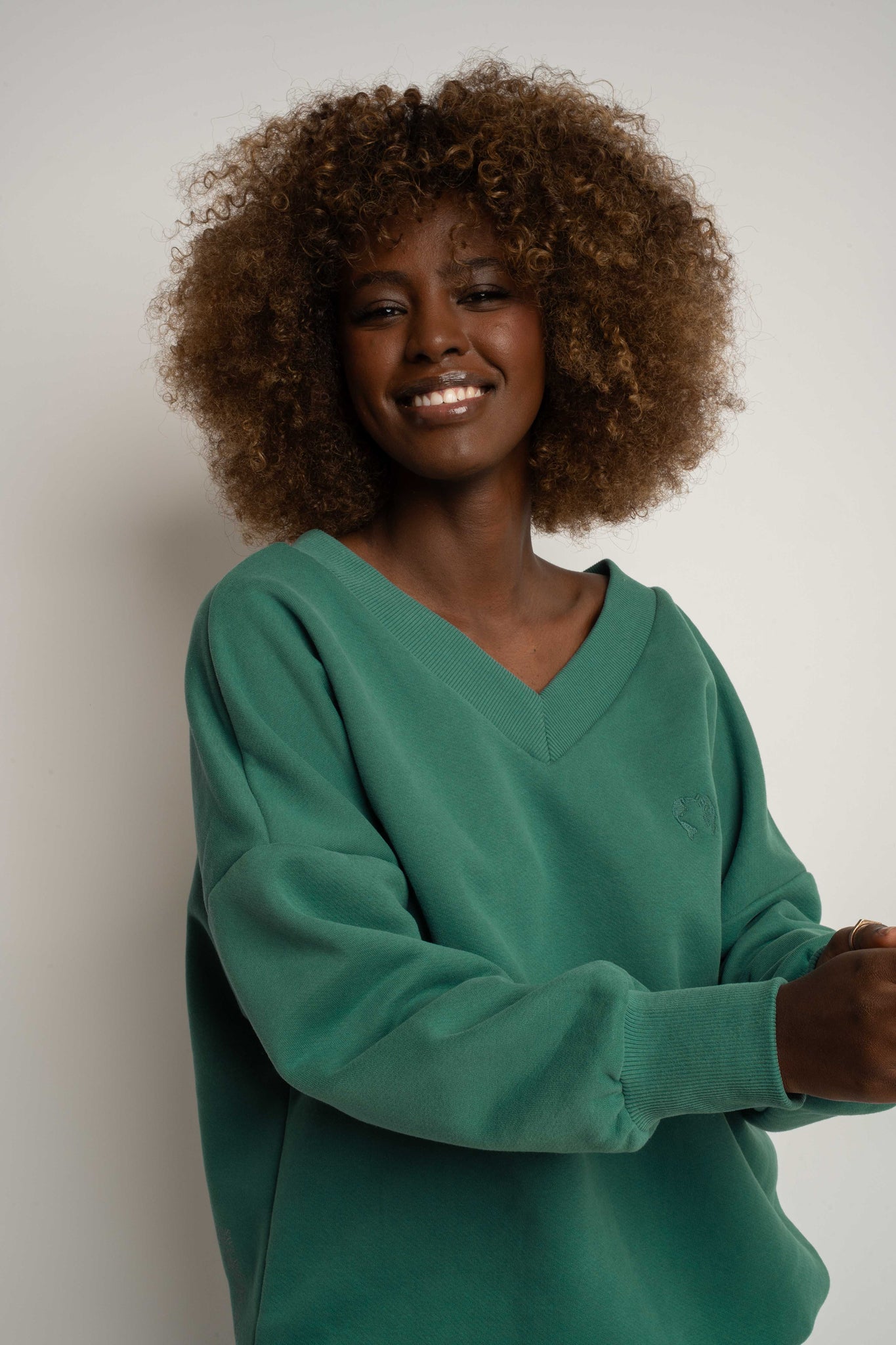BLUZA Z DEKOLTEM OVERSIZE ZIELONA - BISCOE