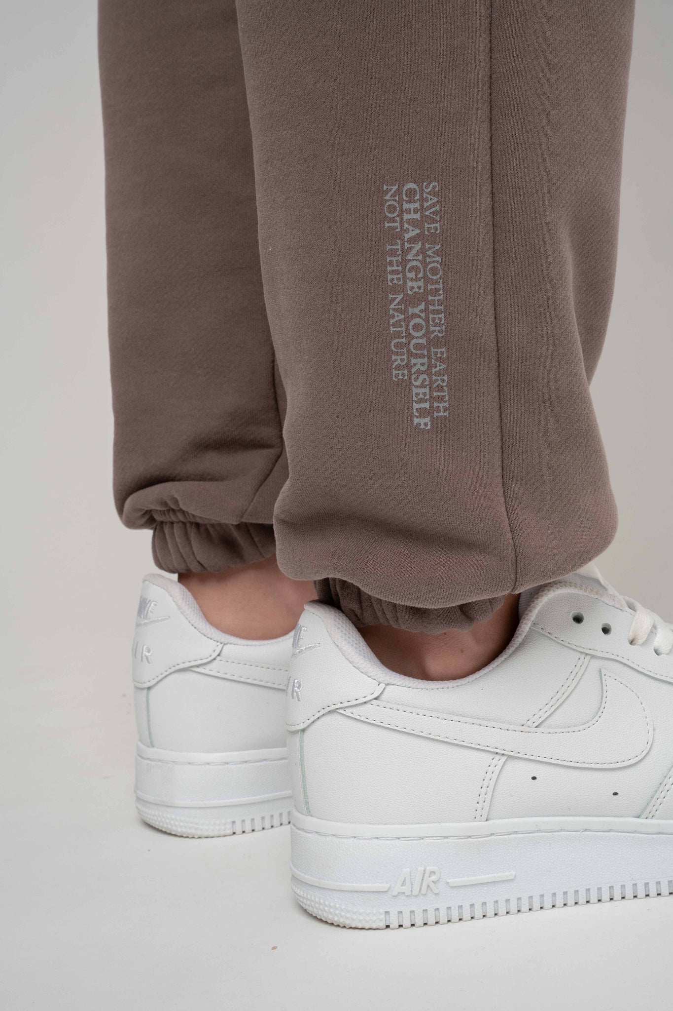 BAGGY SWEATPANTS CAPPUCCINO - KARPATOS