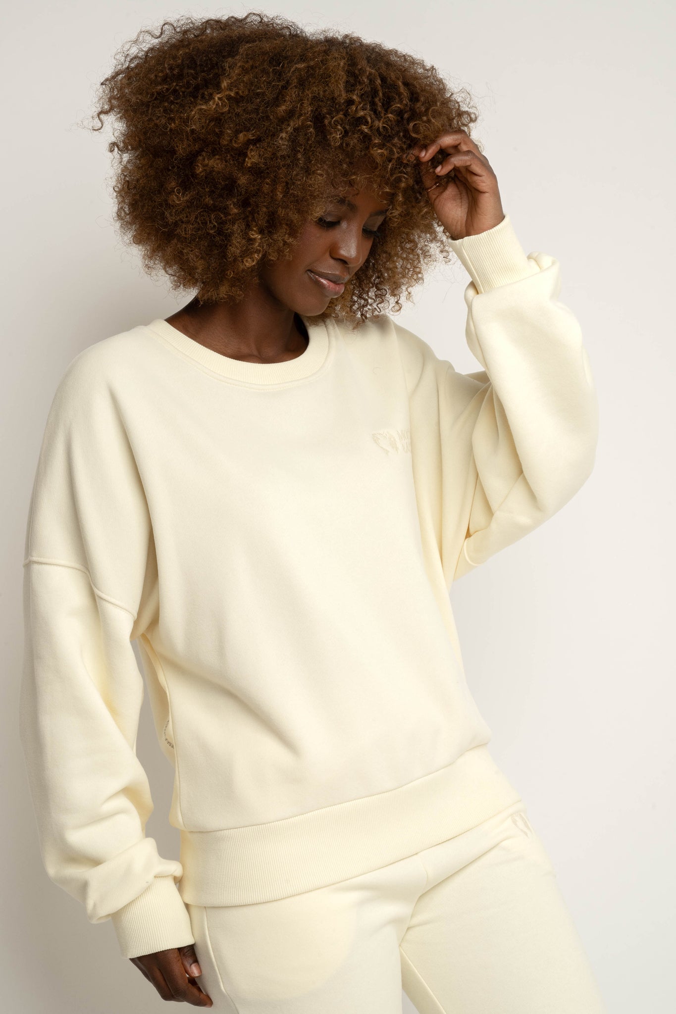 BLUZA TYPU CREWNECK KREMOWA - OZARK