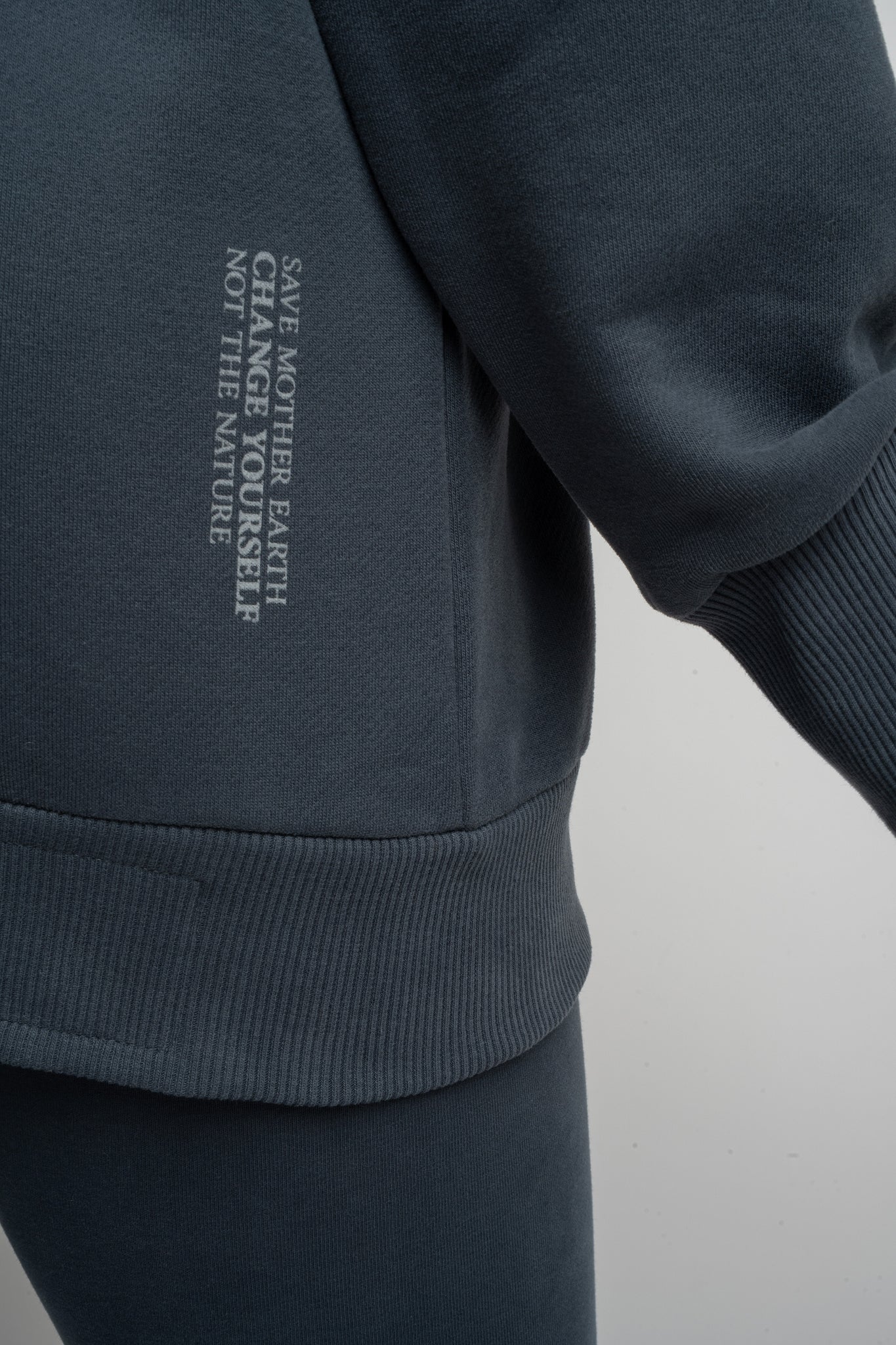 BLUZA Z DEKOLTEM OVERSIZE GRAFITOWA - BISCOE