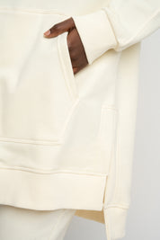 BLUZA Z KAPTUREM OVERSIZE ECRU - ESMERALDA