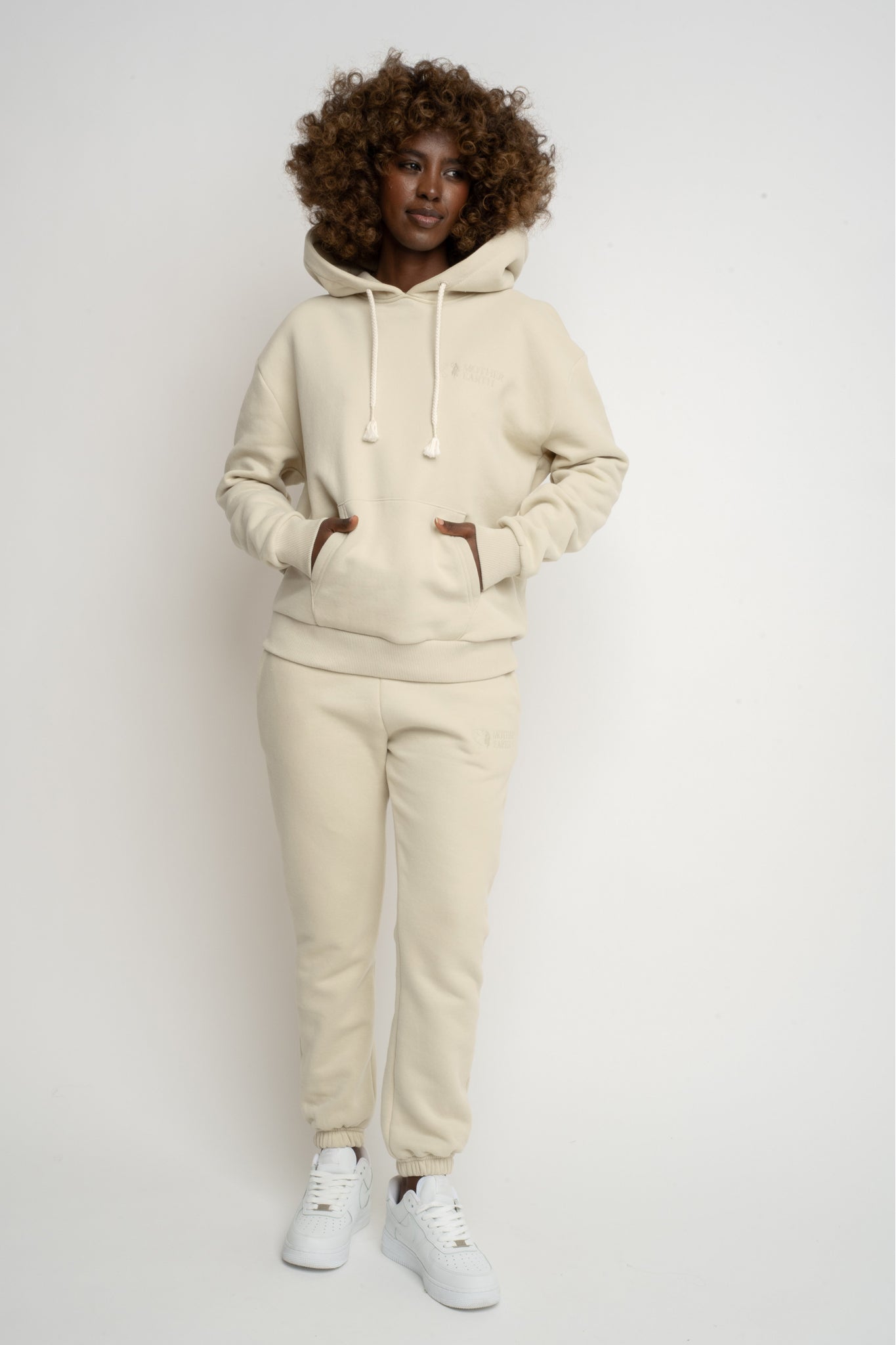 DUST BEIGE HOODIE - MOHELI