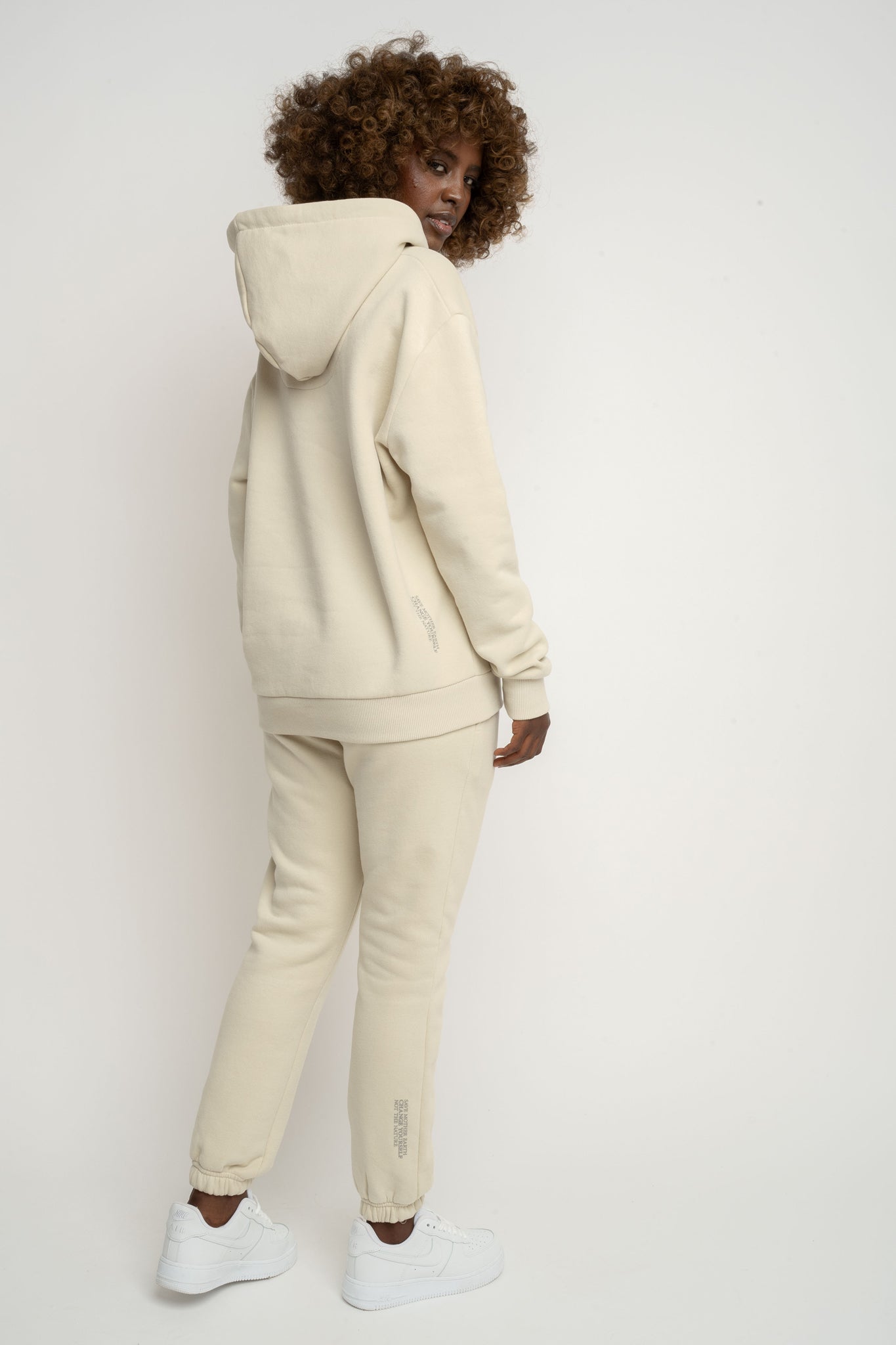 DUST BEIGE HOODIE - MOHELI