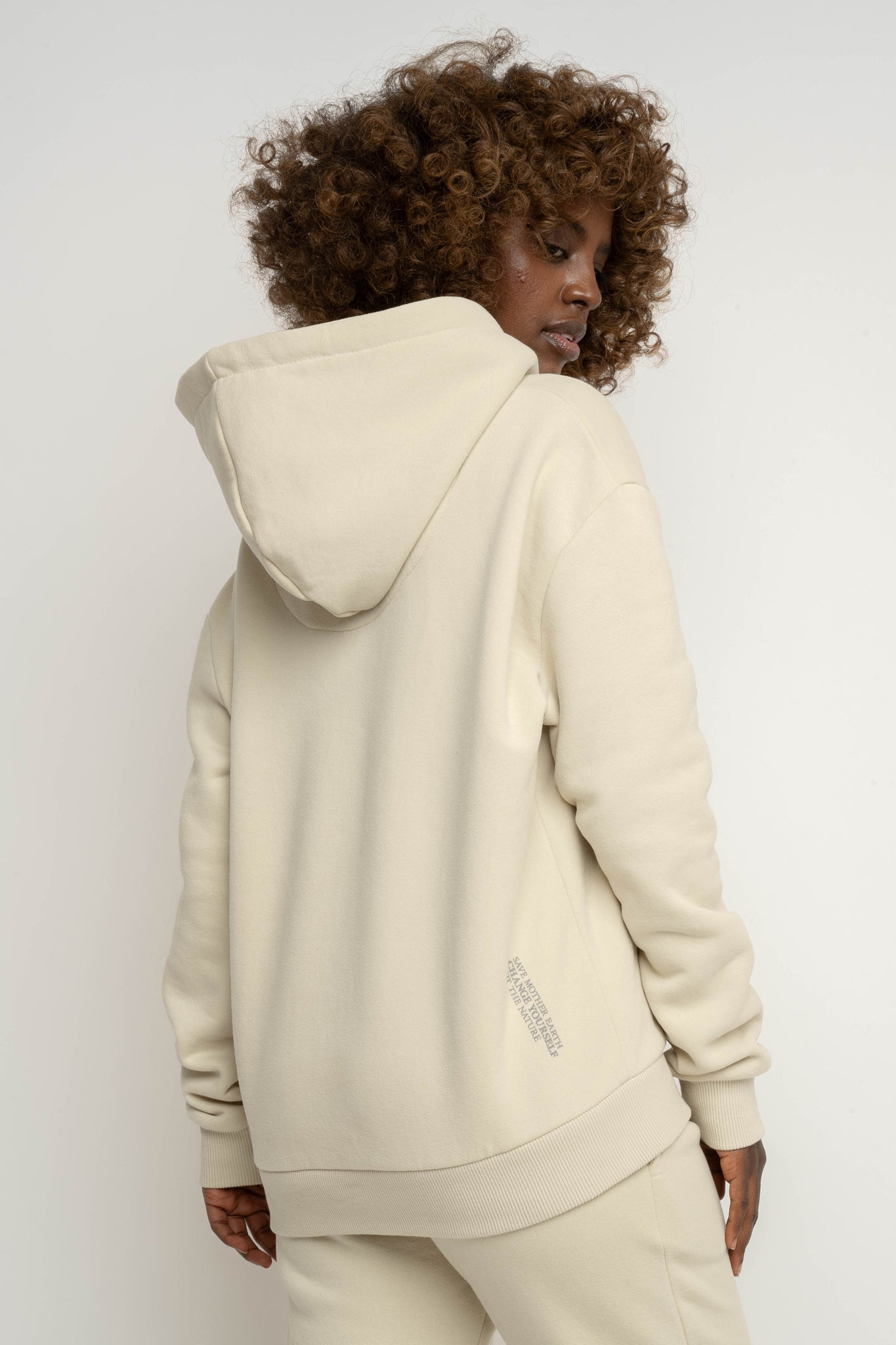 DUST BEIGE HOODIE - MOHELI