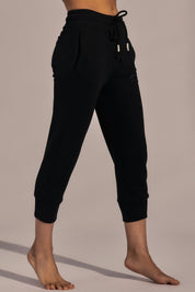 7/8 BLACK FITTED SWEATPANTS - FIDŻI