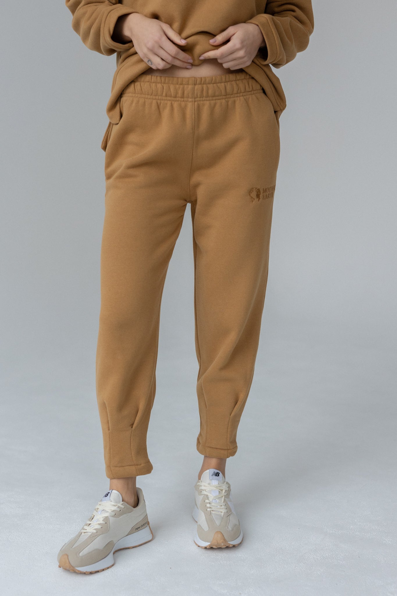 HANANA - LIGHT BROWN TRACKSUIT SET