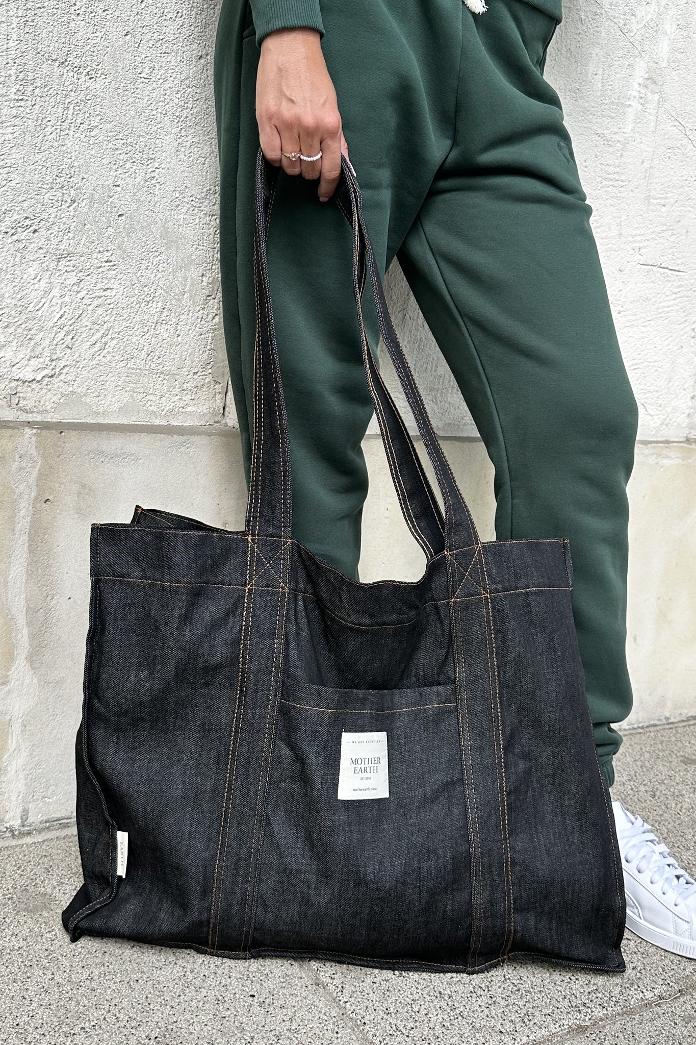 TORBA TYPU SHOPPER  BAG JEANSOWA W KOLORZE GŁĘBOKIEJ CZERNI - LIDO