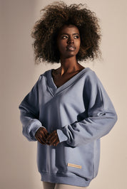 BLUZA OVERSIZE Z DEKOLTEM 2nd drop NIEBIESKA - MARTYNIKA