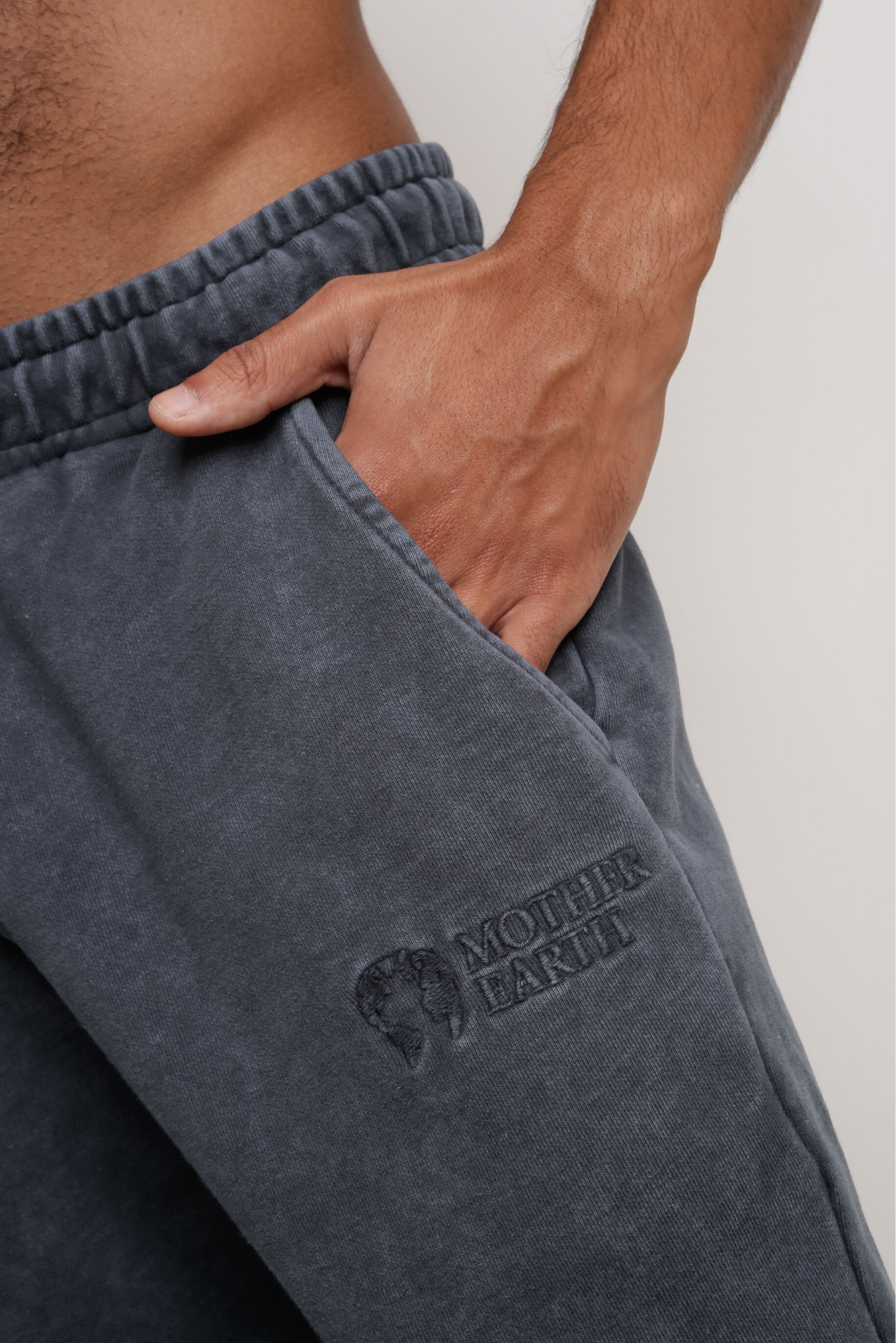 MEN'S WASHED EFFECT BLACK SWEATPANTS - CORADO