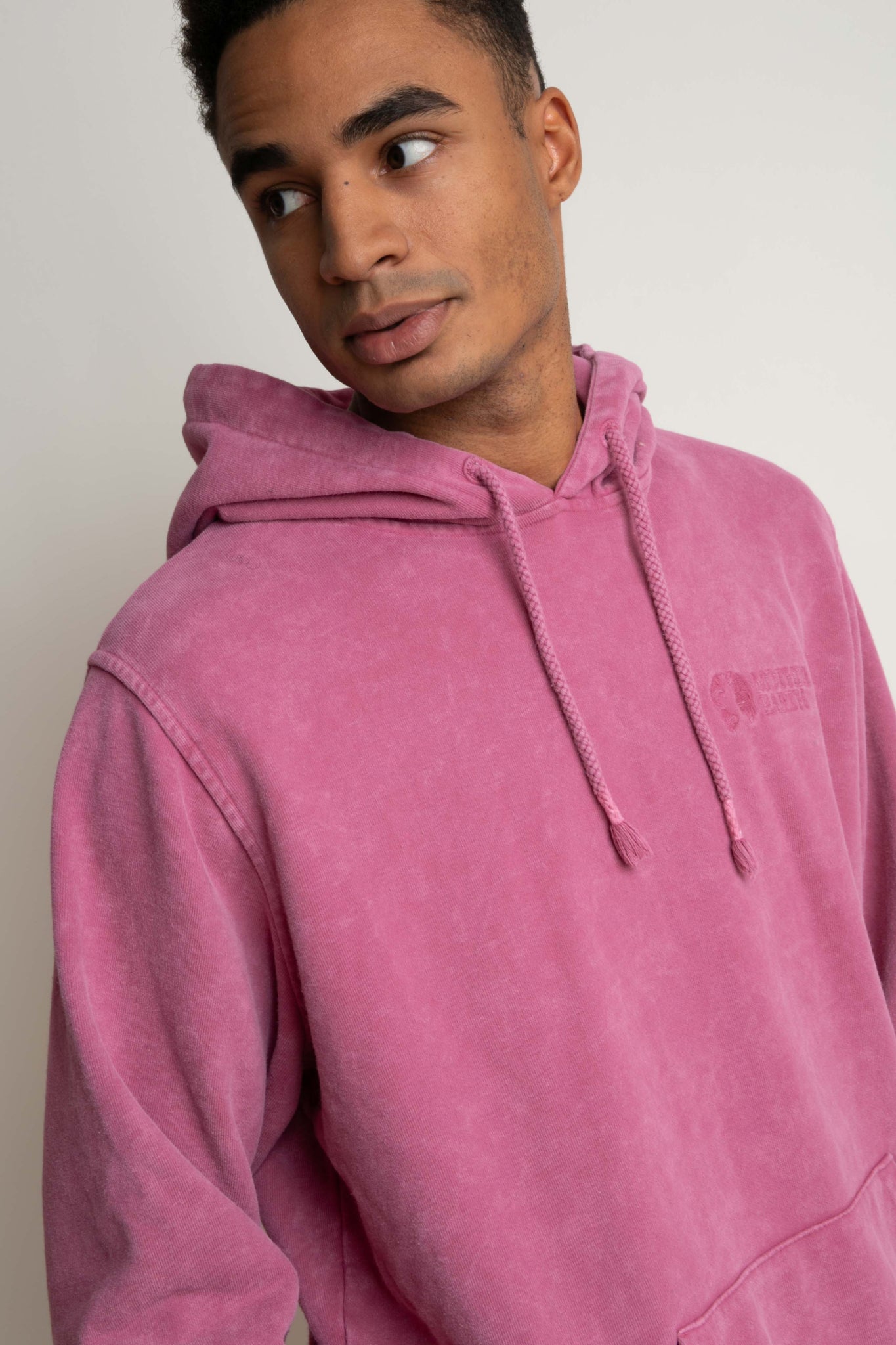 MEN'S HOODED SWEATSHIRT WITH WASHED EFFECT PINK - ASTON