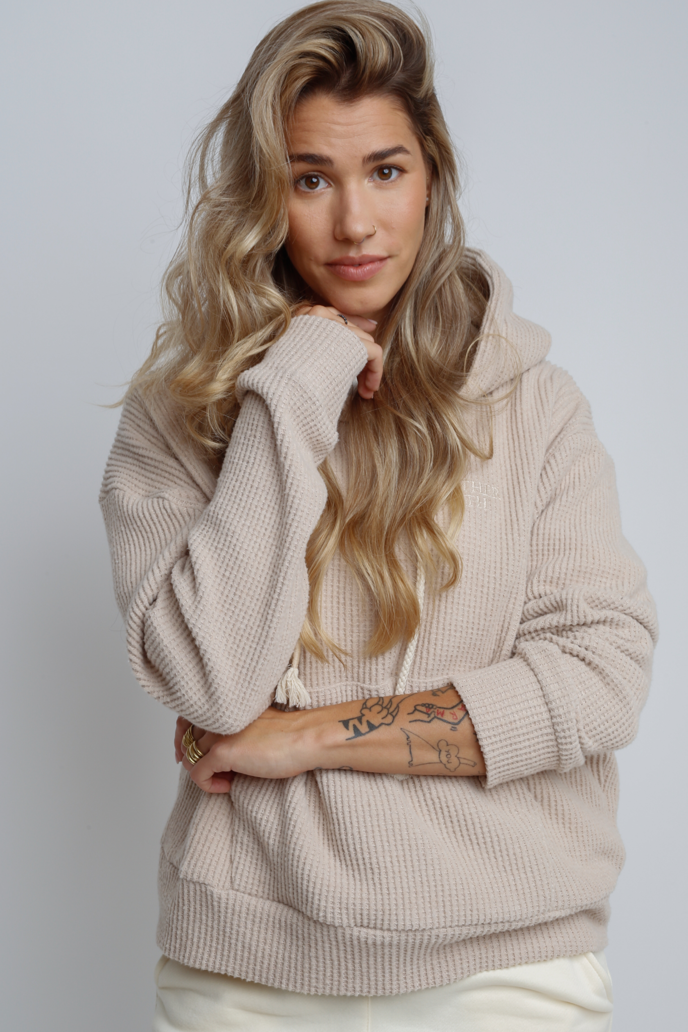 OVERSIZE HOODED KNITTED SWEATSHIRT BEIGE - ELITA