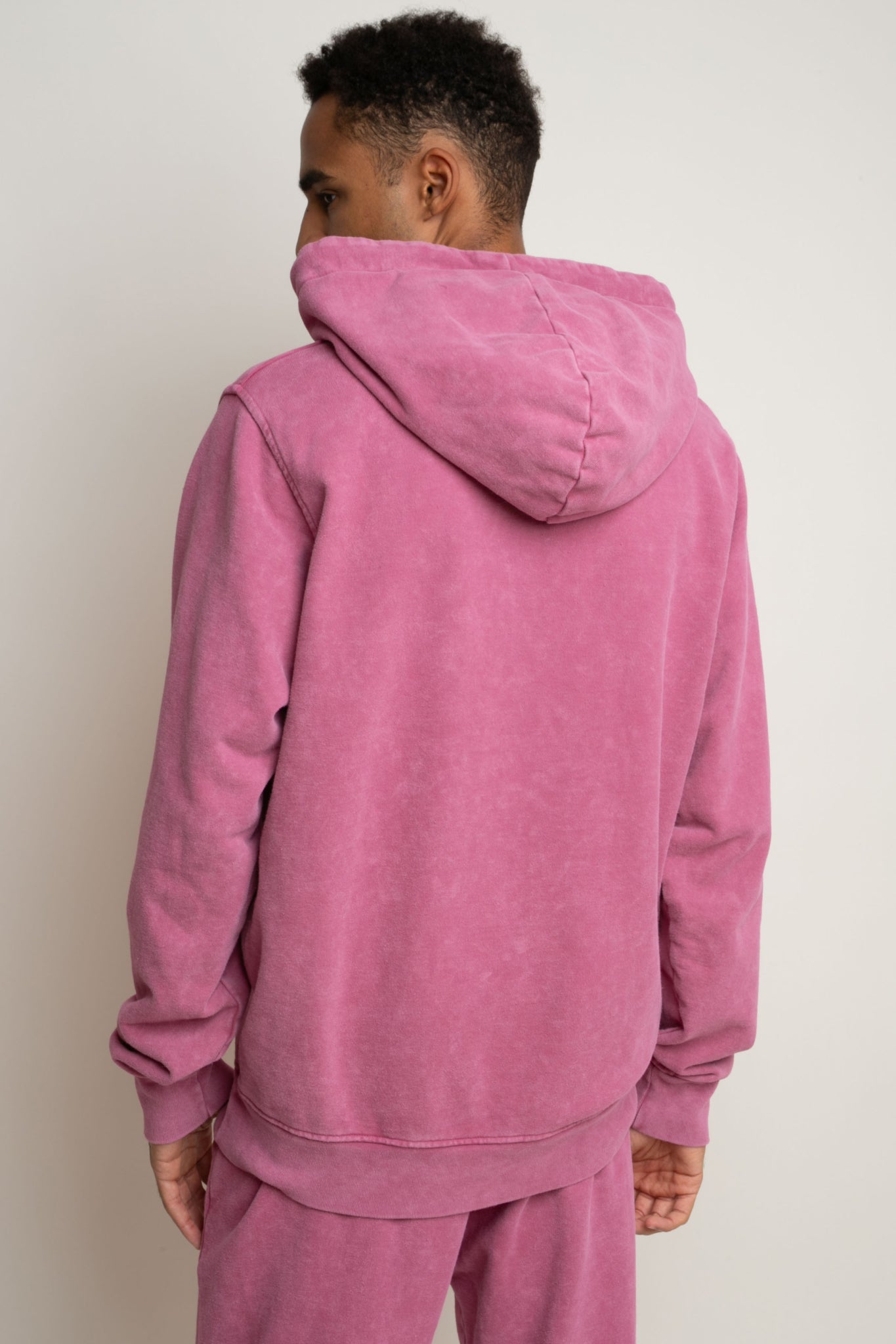 MEN'S HOODED SWEATSHIRT WITH WASHED EFFECT PINK - ASTON